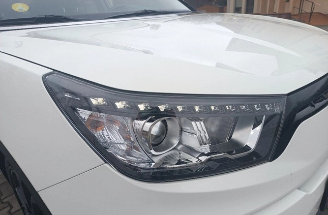 SsangYong Tivoli cena 42900 przebieg: 114000, rok produkcji 2016 z Góra małe 529